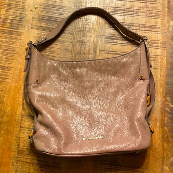 Michael Kors leather bucket purse - Picture 1 of 11